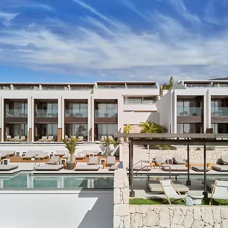 Royal Hideaway Corales מלון 5*