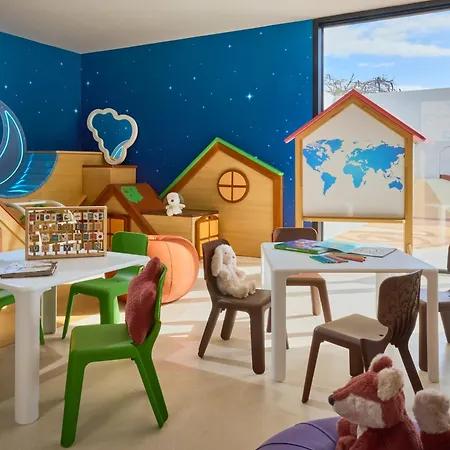 מלון Royal Hideaway Corales אדחה