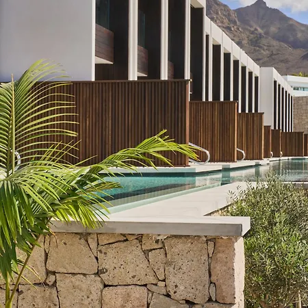Royal Hideaway Corales 5* אדחה