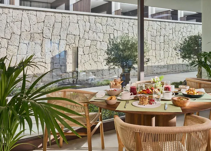 Hotel Royal Hideaway Corales 5*