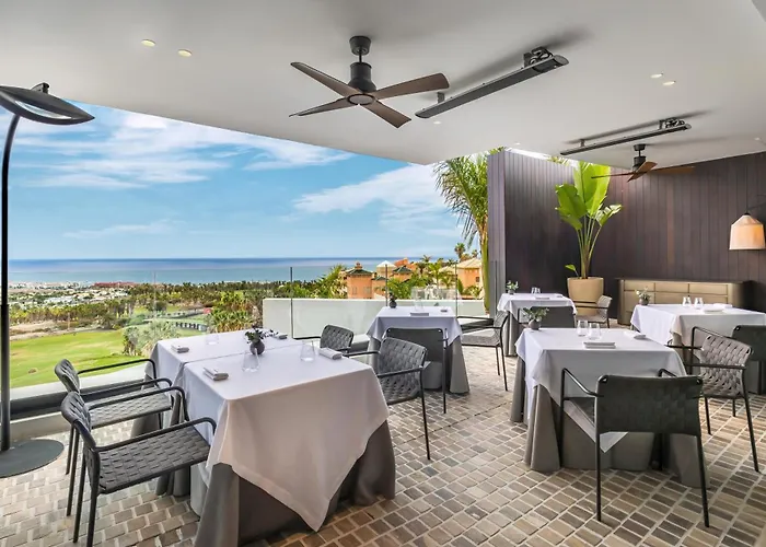 Royal Hideaway Corales מלון אדחה