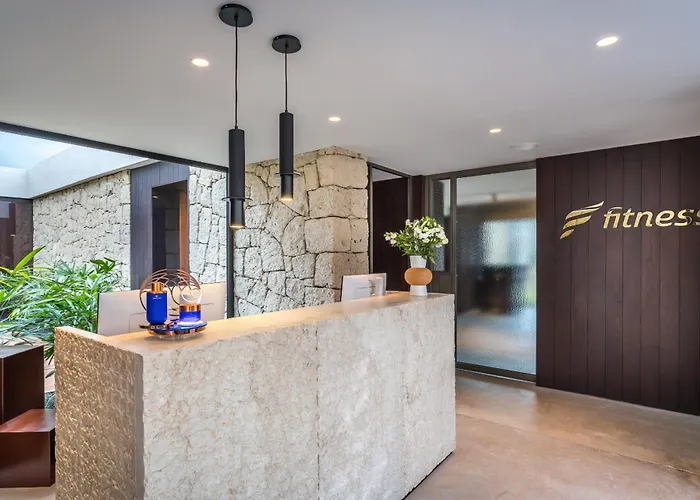 Royal Hideaway Corales 5* אדחה